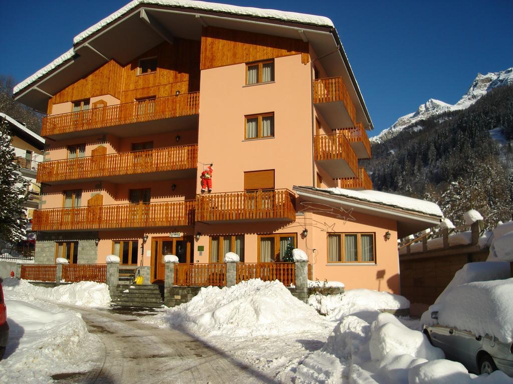 Hotel Dama Bianca Valtournenche Zewnętrze zdjęcie