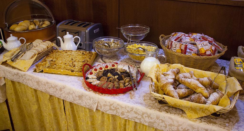 Hotel Dama Bianca Valtournenche Zewnętrze zdjęcie